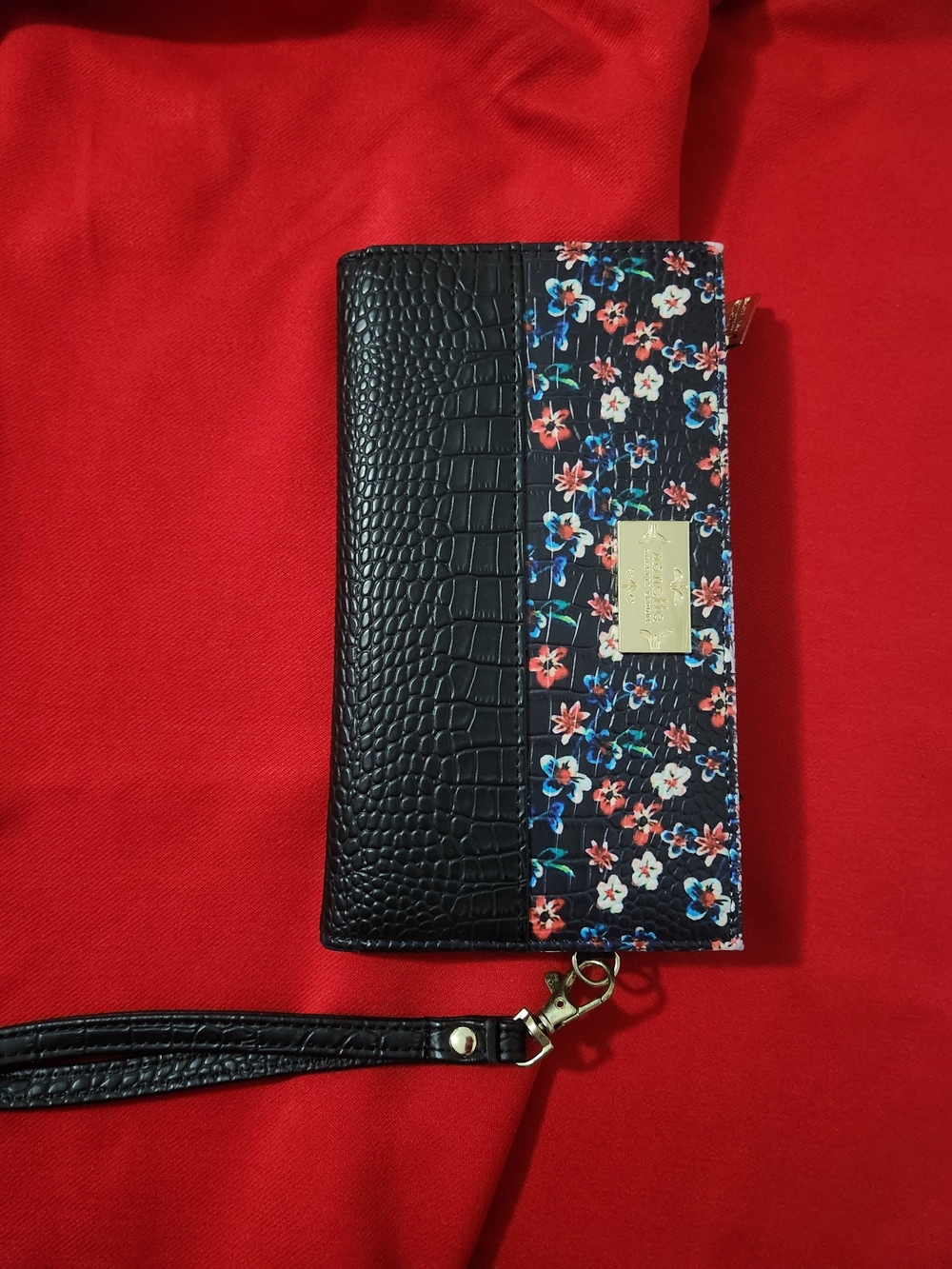 Nannete Lepore Wallet